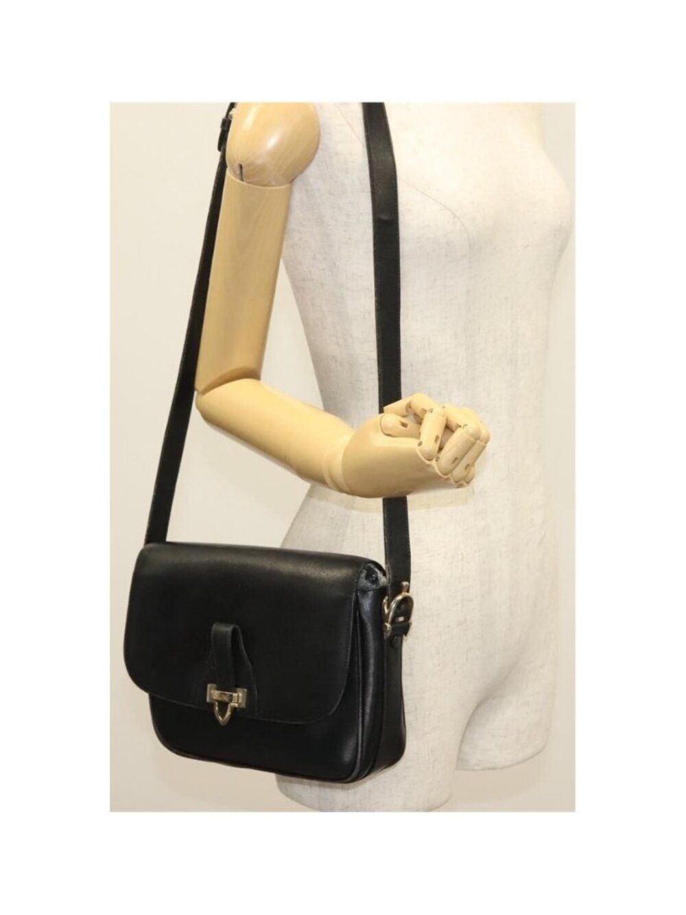 Authentic CELINE Shoulder Bag Leather Navy Gold - Picture 7 of 16